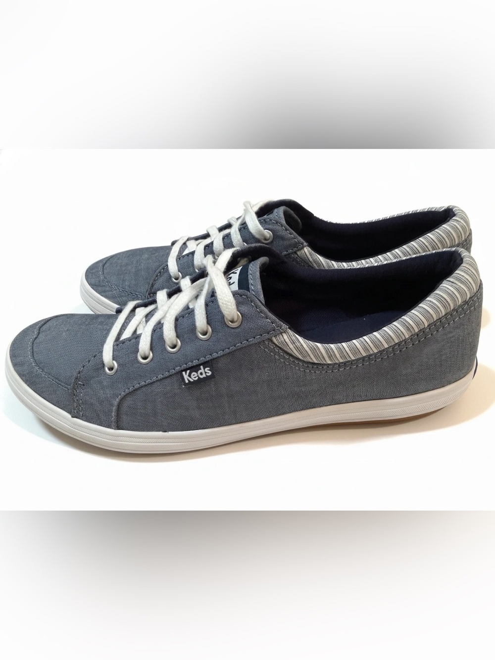 Keds Women’s Canvas Low-Top Chambrey Sneakers. Size 8 - Picture 2 of 8